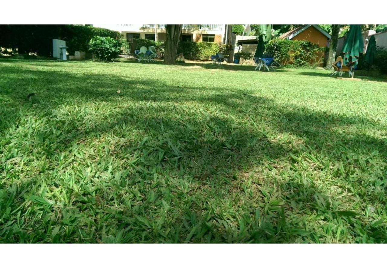 كامبالا Royal Lake View Gardens المظهر الخارجي الصورة